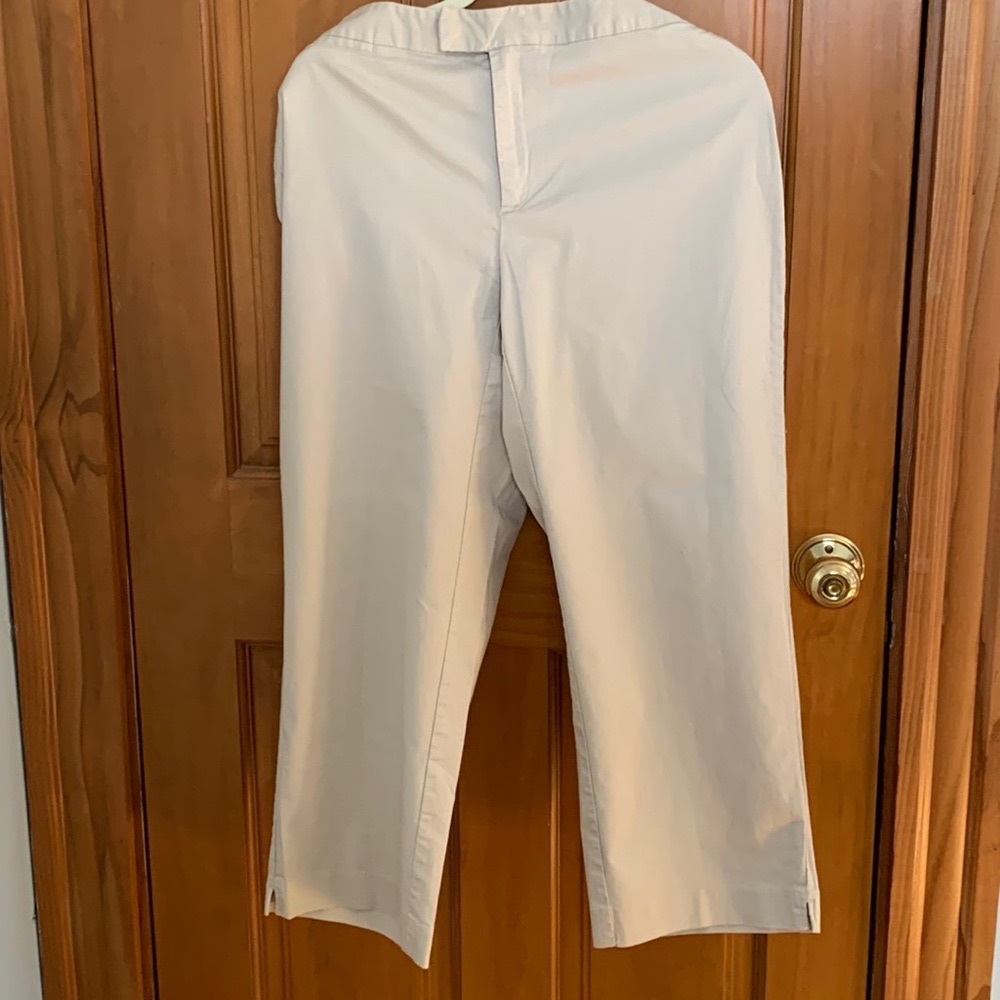 Women’s size 14W cotton and spandex capris. Color beige